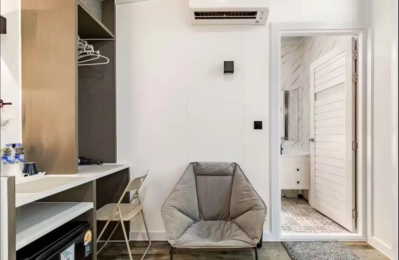 Standard room with private bathroom, Coolplay House Bangkok guesthouse